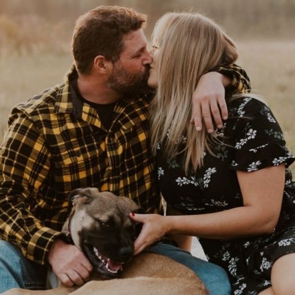 Meet your Posher, Ashley - Picture 1 of 1